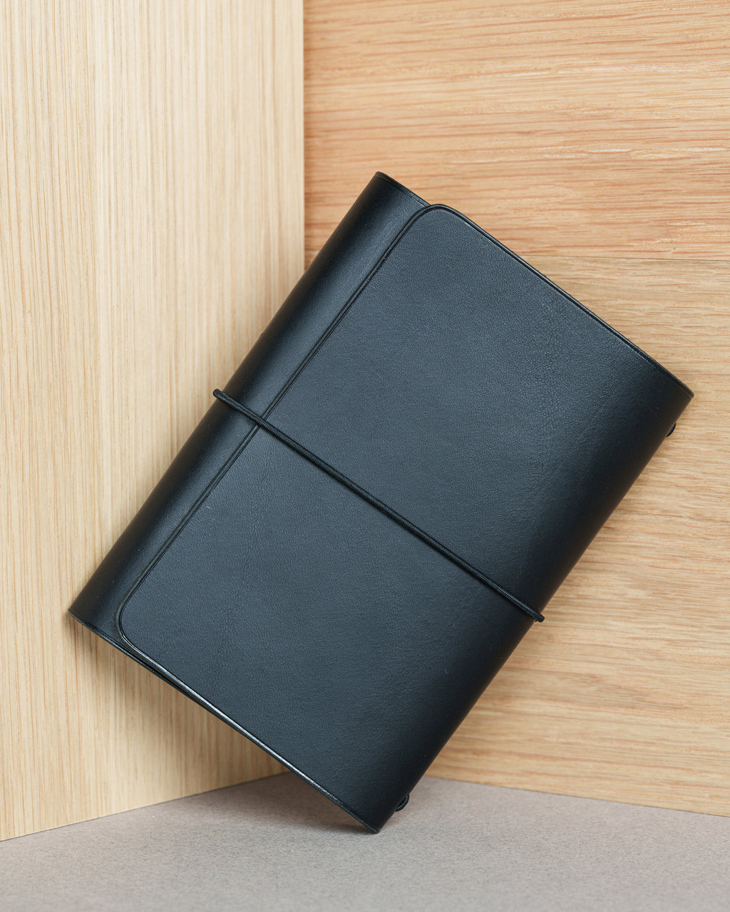 Black Buttero Leather Trifold Cover