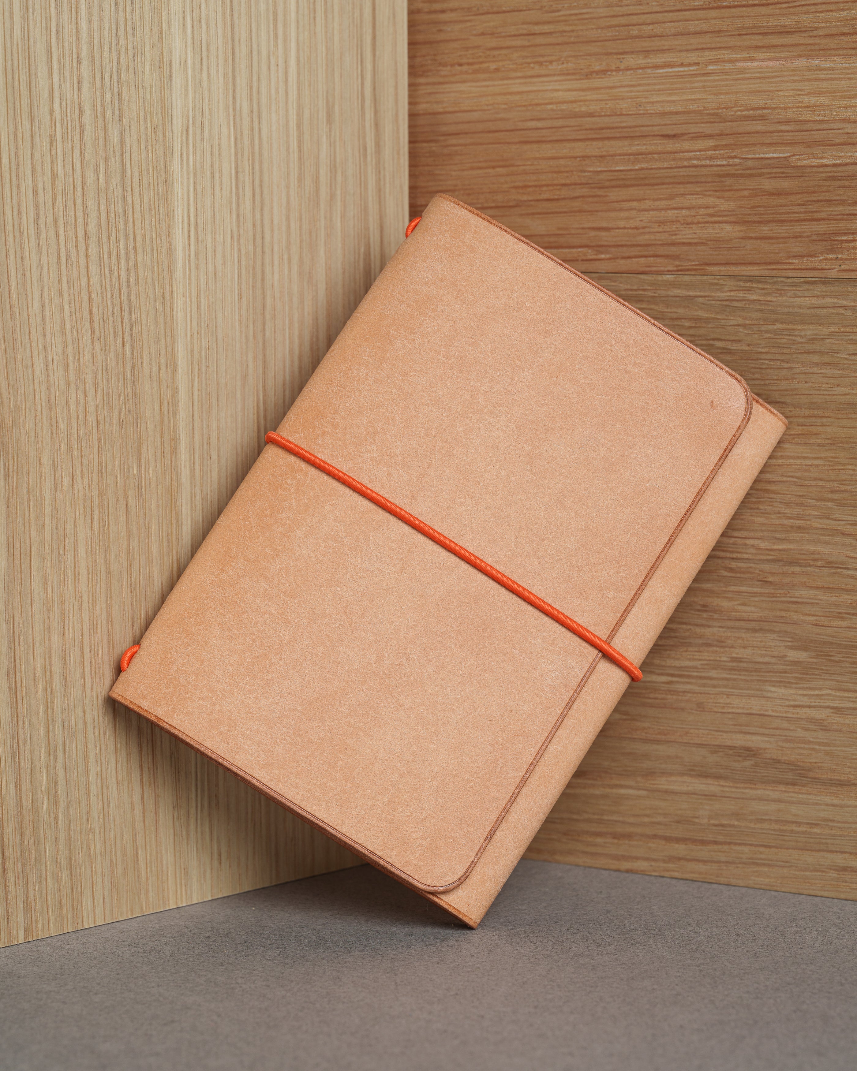 Natural Pueblo Leather Trifold Cover