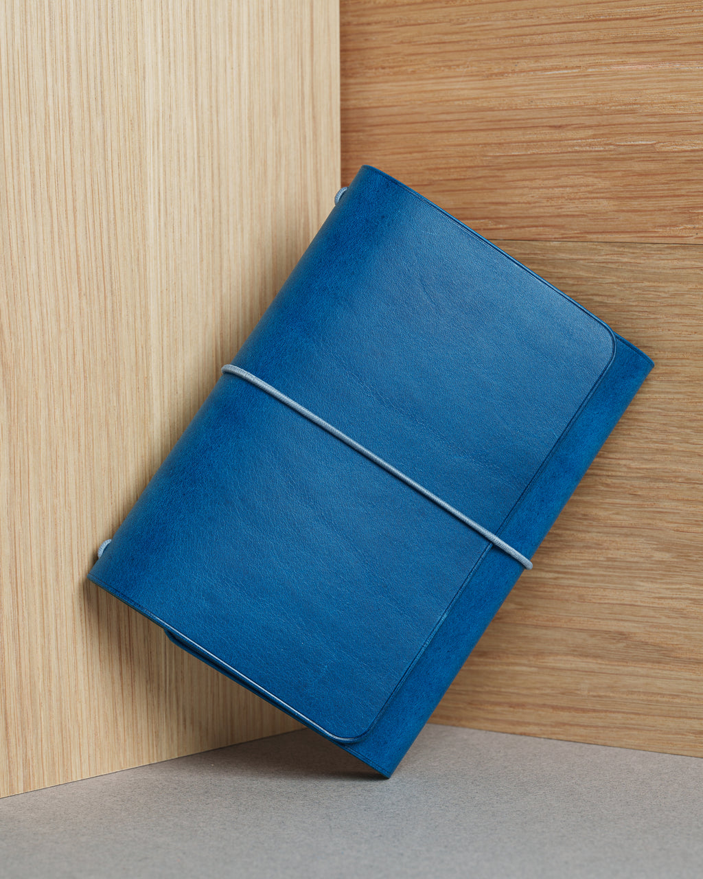 Navy Blue Buttero Leather Trifold Cover