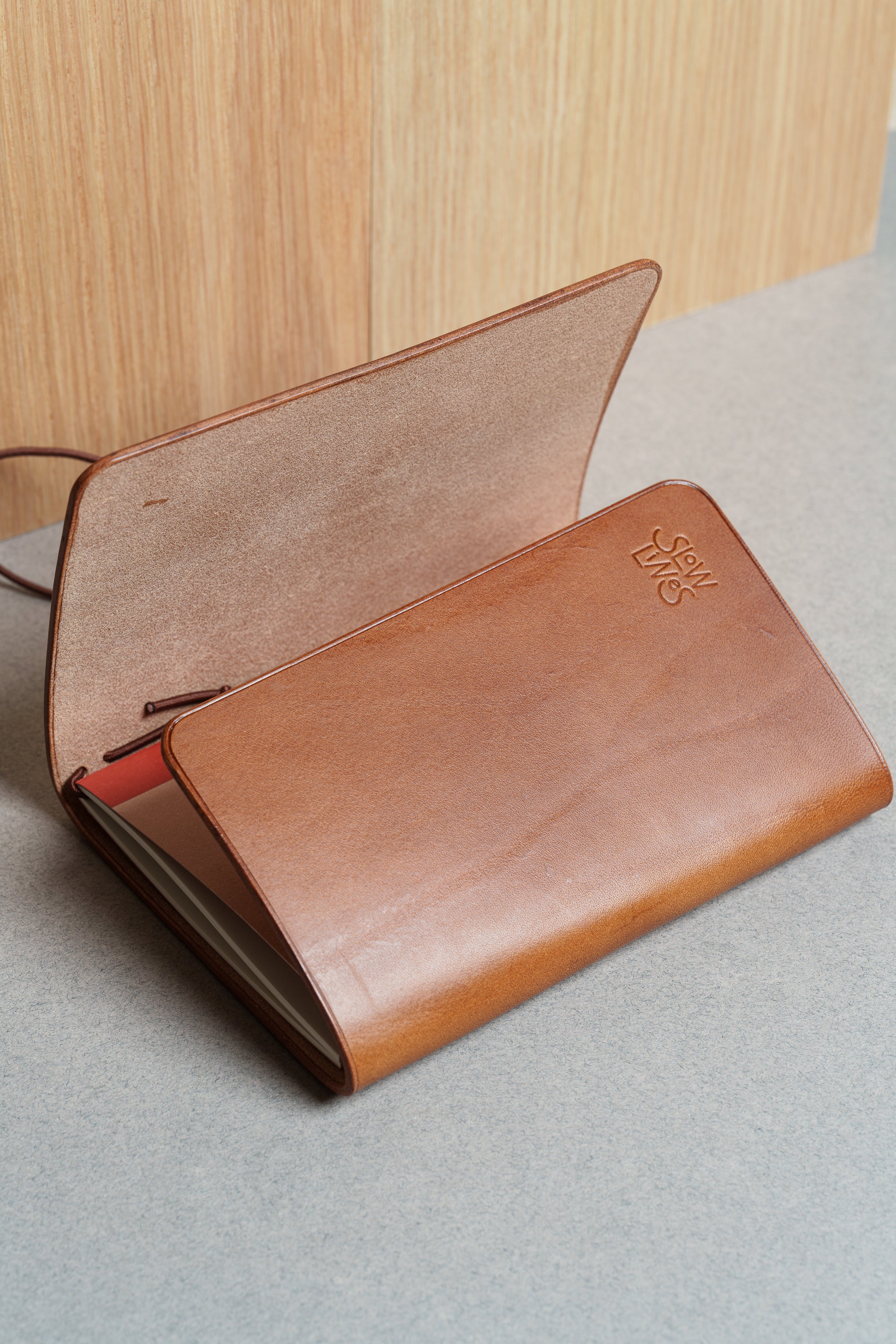 Whisky Buttero Leather Trifold Cover