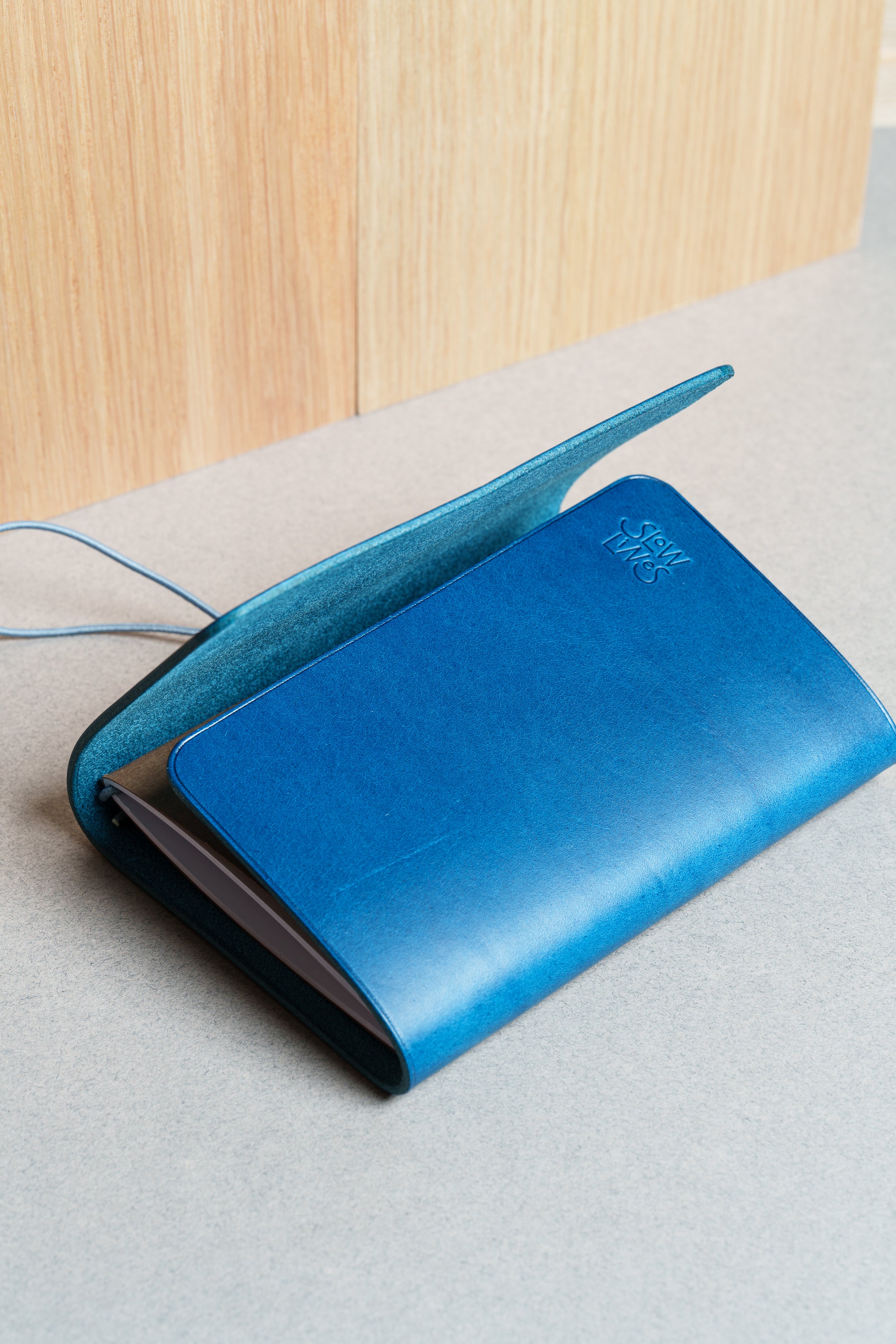 Navy Blue Buttero Leather Trifold Cover