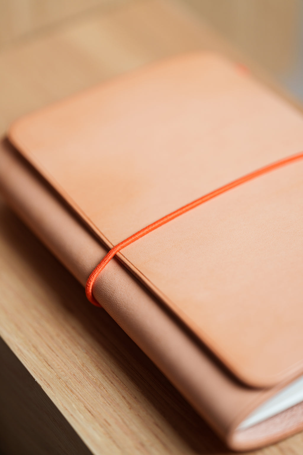 Natural Buttero Leather Trifold Cover