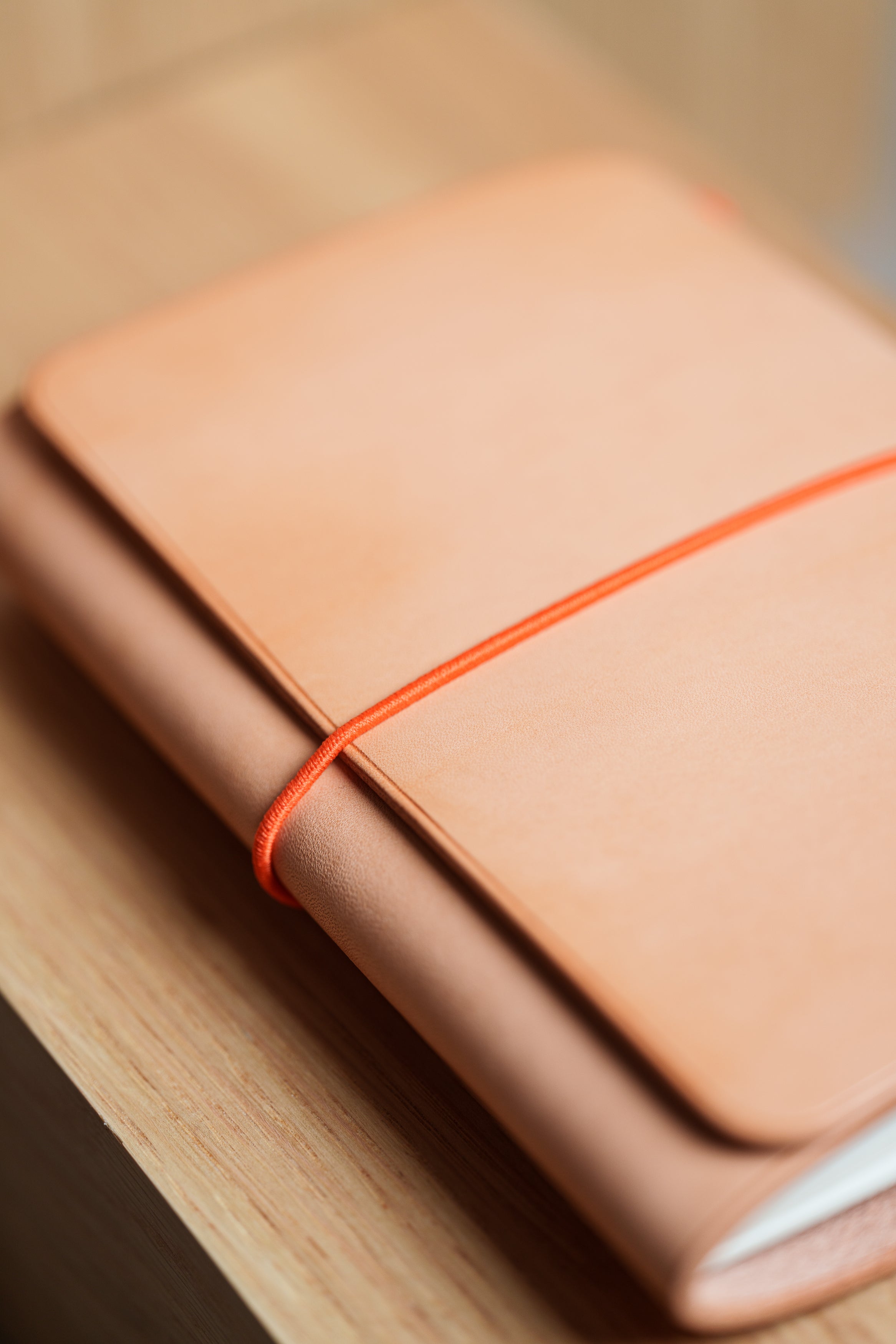 Natural Buttero Leather Trifold Cover