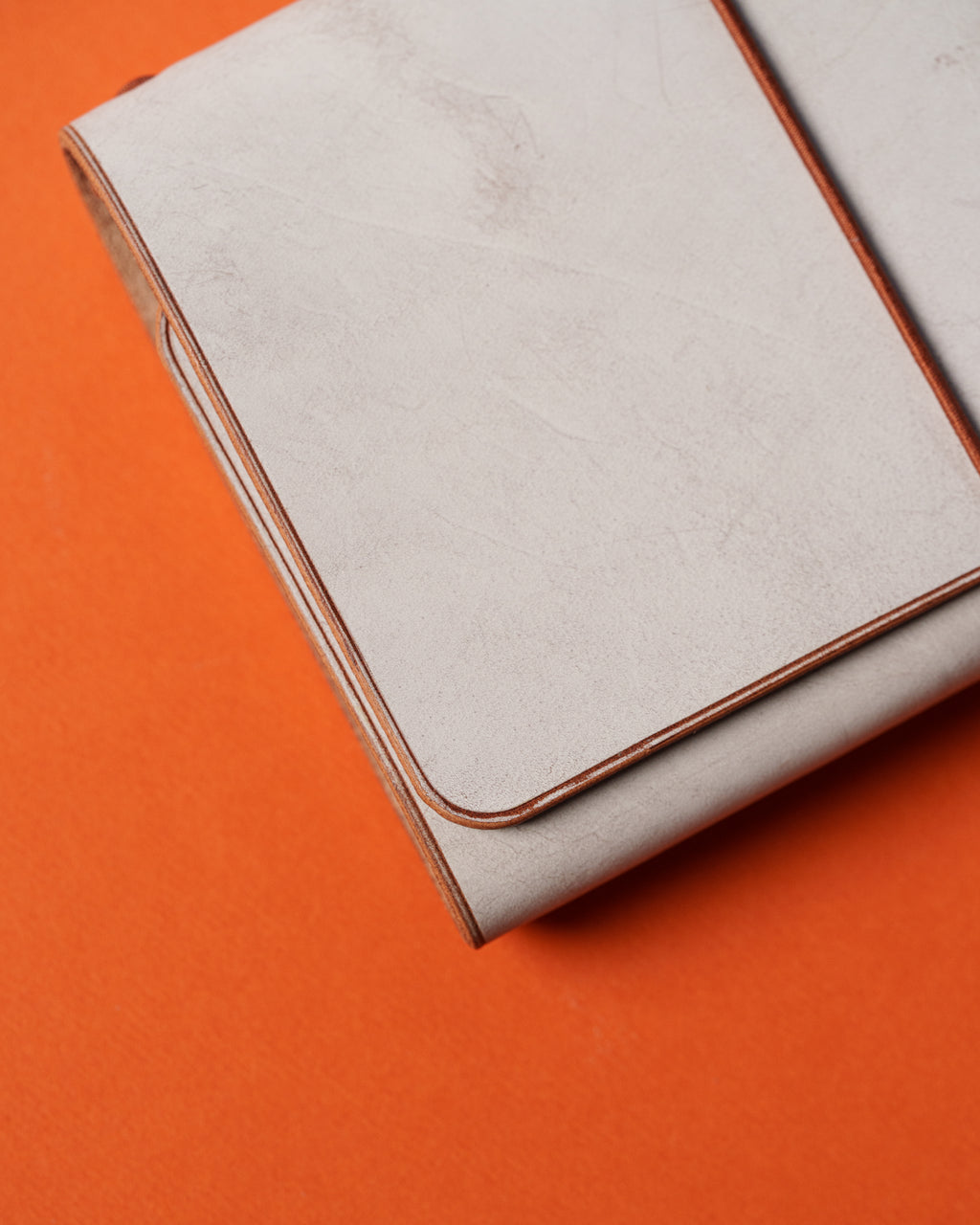 Light Brown Ghost Wax Leather Trifold Cover