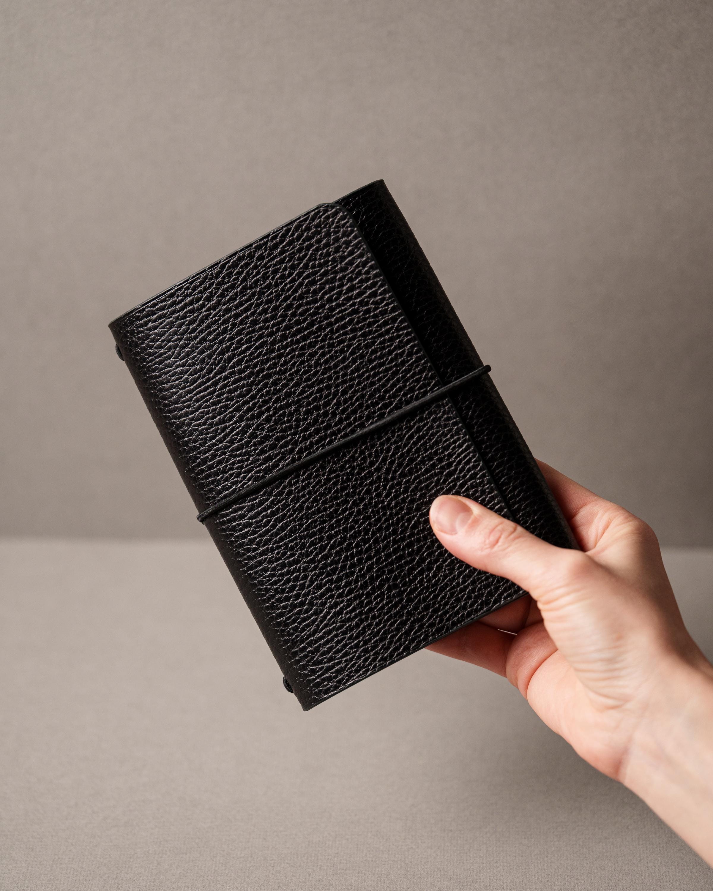 Black Dollaro Leather Trifold Cover
